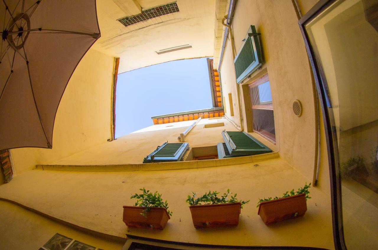San Frediano District - Apartment Florence Buitenkant foto